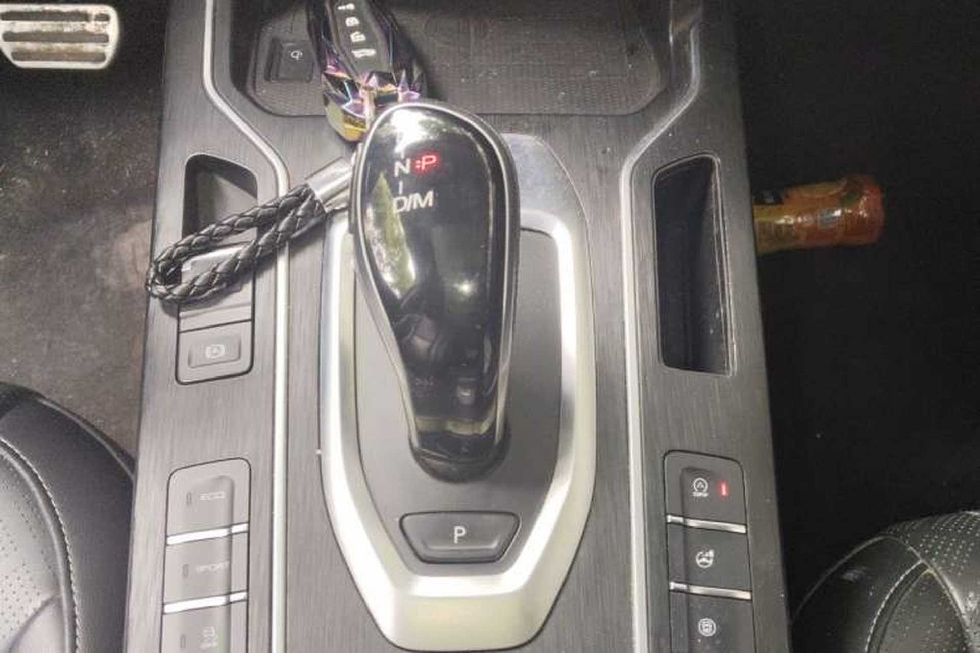 Used Wey VV6 2018 2.0T Two-Wheel Drive Flagship Version China V Standard Gear Lever