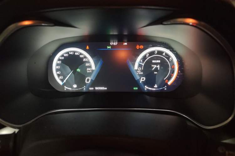 Used Wey VV6 2018 2.0T Two-Wheel Drive Flagship Version China V Standard Instrument Cluster
