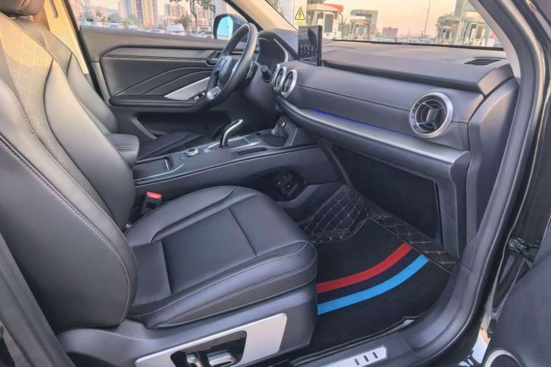 Used Wey VV6 2018 2.0T Two-Wheel-Drive Ultra-Luxury Version China V Standard Interior 14
