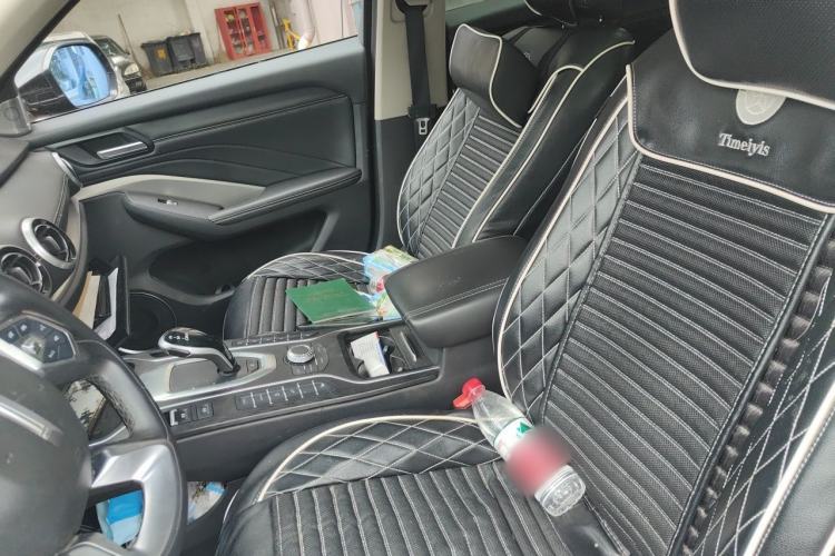 Used Wey VV6 2018 2.0T Two-Wheel-Drive Ultra-Luxury Version China V Standard Left Front Seat