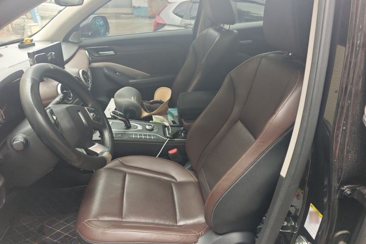 Used Wey VV6 2018 2.0T Two-Wheel-Drive Ultra-Luxury Version China V Standard Left Front Seat