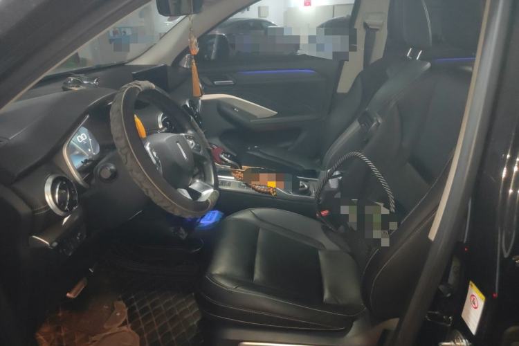 Used Wey VV6 2018 2.0T Two-Wheel-Drive Ultra-Luxury Version China V Standard Left Front Seat
