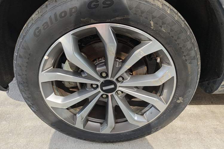 Used Wey VV6 2018 2.0T Two-Wheel Drive Flagship Version China V Standard Left Front Wheel Hub
