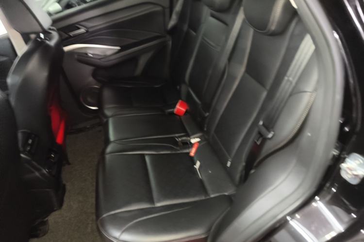 Used Wey VV6 2018 2.0T Two-Wheel-Drive Ultra-Luxury Version China V Standard Left Rear Seat