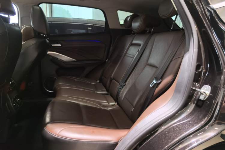 Used Wey VV6 2018 2.0T Two-Wheel Drive Flagship Version China V Standard Left Rear Seat