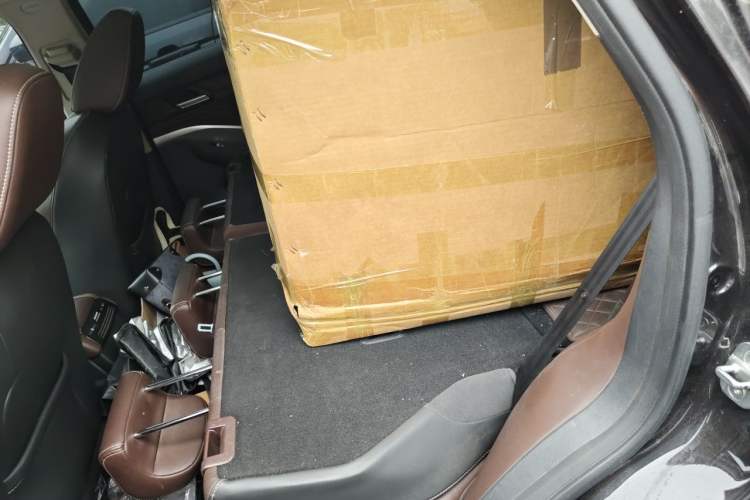 Used Wey VV6 2018 2.0T Two-Wheel Drive Flagship Version China V Standard Left Rear Seat