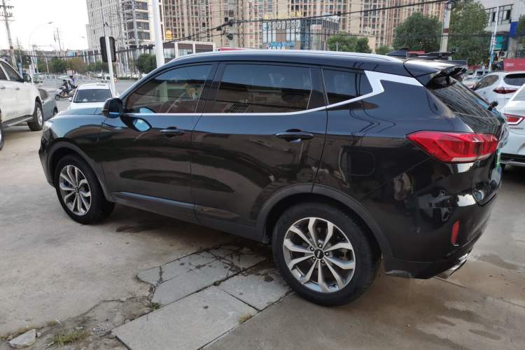 Used Wey VV6 2018 2.0T Two-Wheel-Drive Ultra-Luxury Version China V Standard Left Side