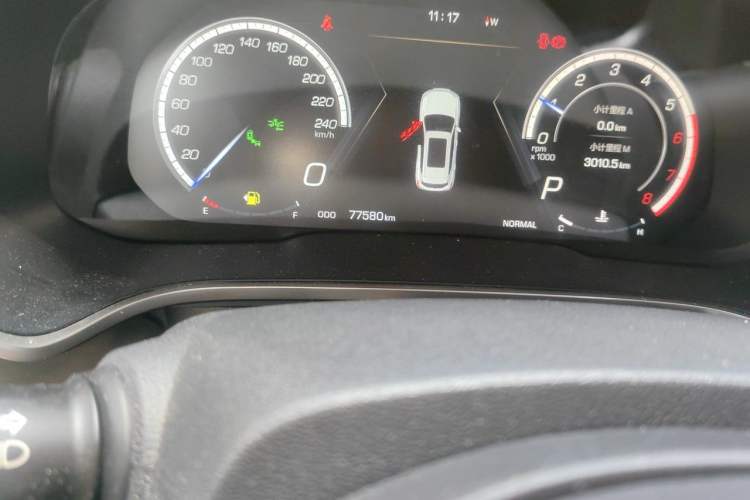 Used Wey VV6 2018 2.0T Two-Wheel Drive Flagship Version China V Standard Odometer Close Up