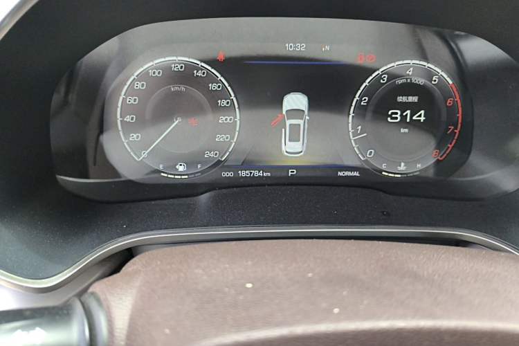 Used Wey VV6 2018 2.0T Two-Wheel Drive Flagship Version China V Standard Odometer Close Up