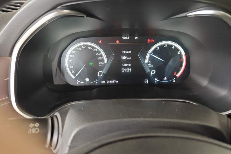 Used Wey VV6 2018 2.0T Four-Wheel Drive Flagship Version China V Standard Odometer Close Up