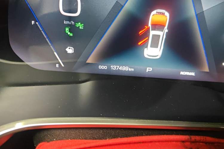 Used Wey VV6 2018 2.0T Two-Wheel-Drive Ultra-Luxury Version China V Standard Odometer Close Up