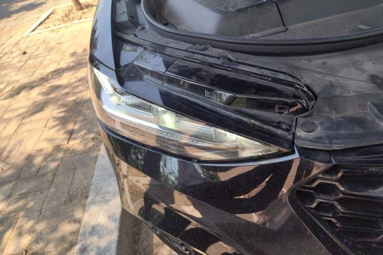 Used Wey VV6 2018 2.0T Four-Wheel Drive Flagship Version China V Standard Right Front Headlight