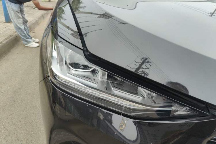 Used Wey VV6 2018 2.0T Two-Wheel Drive Flagship Version China V Standard Right Front Headlight