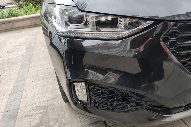 Used Wey VV6 2018 2.0T Four-Wheel Drive Flagship Version China V Standard Right Front Headlight