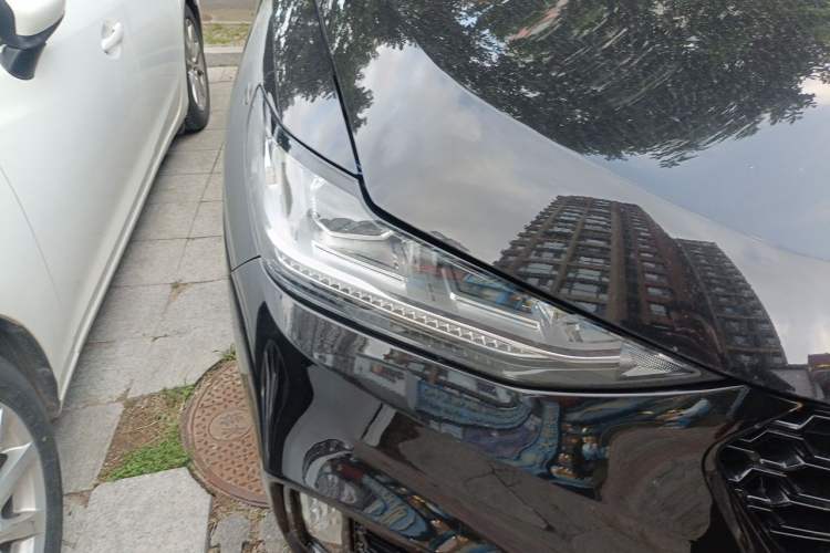 Used Wey VV6 2018 2.0T Two-Wheel Drive Flagship Version China V Standard Right Front Headlight