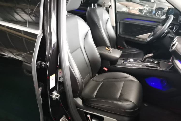 Used Wey VV6 2018 2.0T Two-Wheel Drive Flagship Version China V Standard Right Front Seat