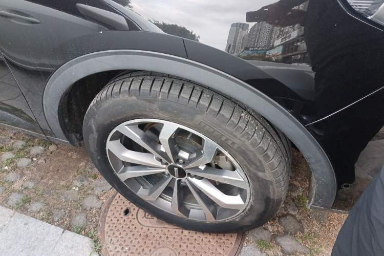 Used Wey VV6 2018 2.0T Two-Wheel Drive Flagship Version China V Standard Right Front Wheel Hub