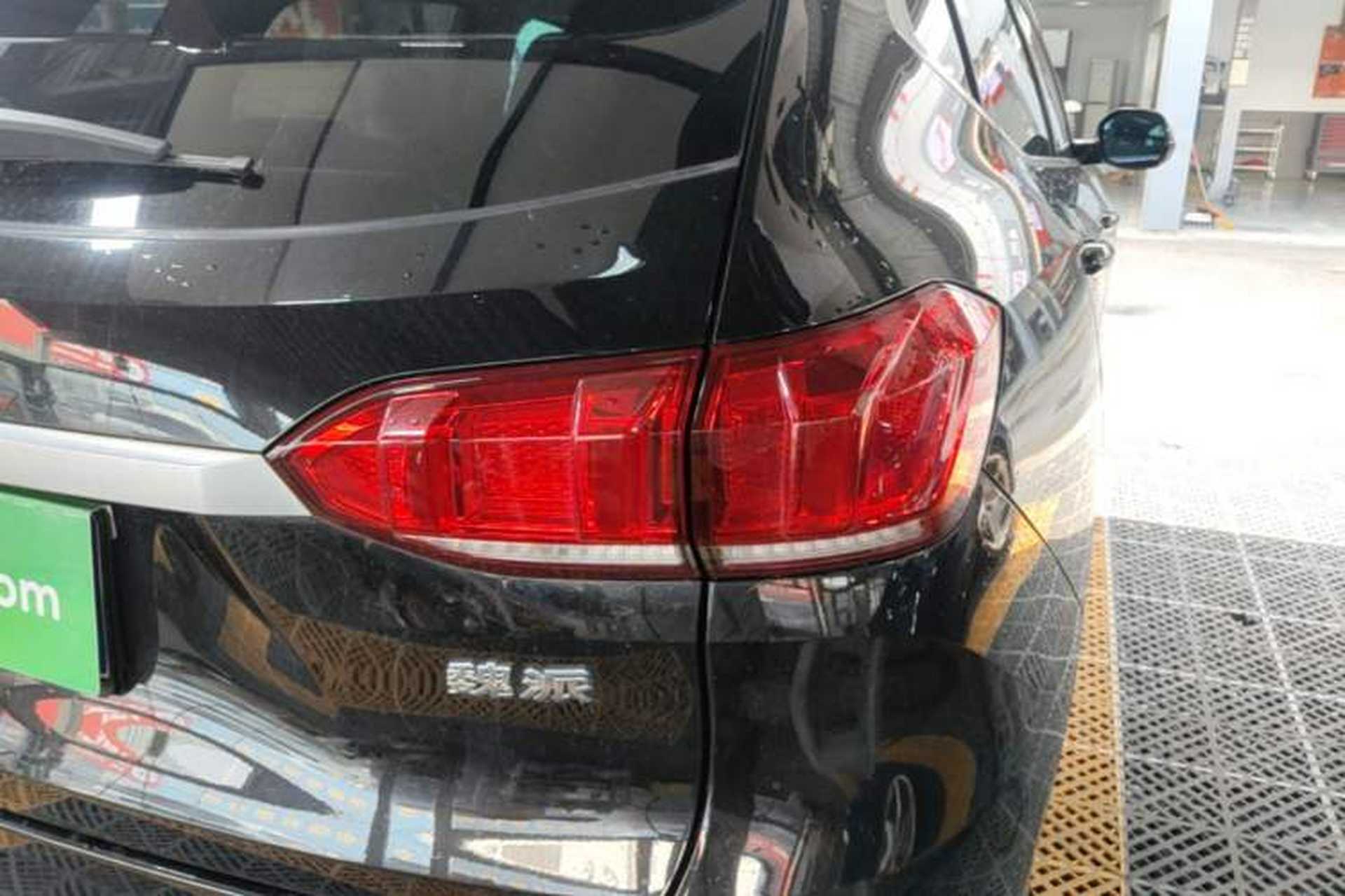 Used Wey VV6 2018 2.0T Two-Wheel Drive Flagship Version China V Standard Right Rear Taillight