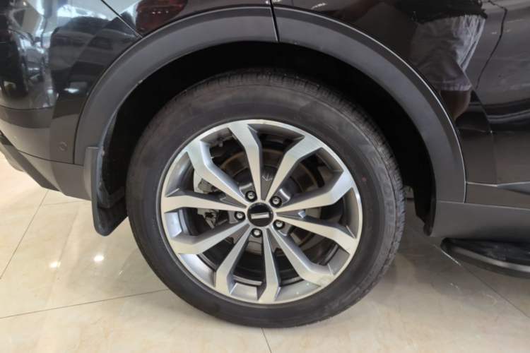 Used Wey VV6 2018 2.0T Two-Wheel Drive Flagship Version China V Standard Right Rear Wheel Hub