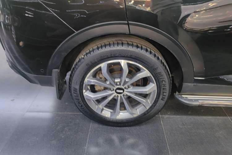 Used Wey VV6 2018 2.0T Two-Wheel Drive Flagship Version China V Standard Right Rear Wheel Hub