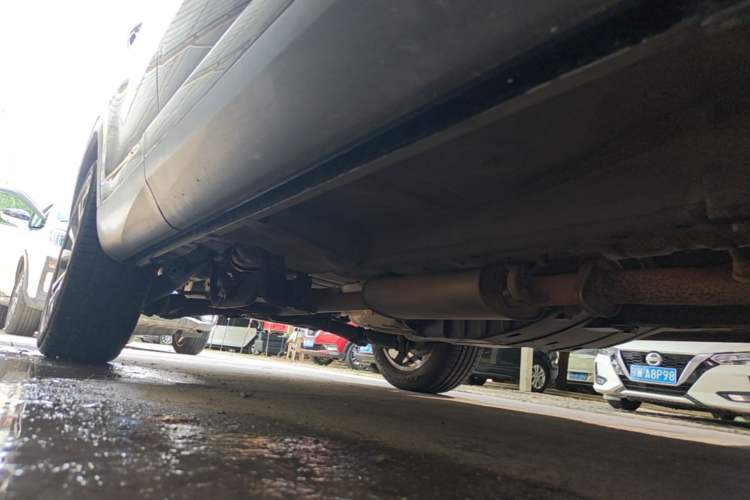 Used Wey VV6 2018 2.0T Two-Wheel Drive Flagship Version China V Standard Right Side Sill
