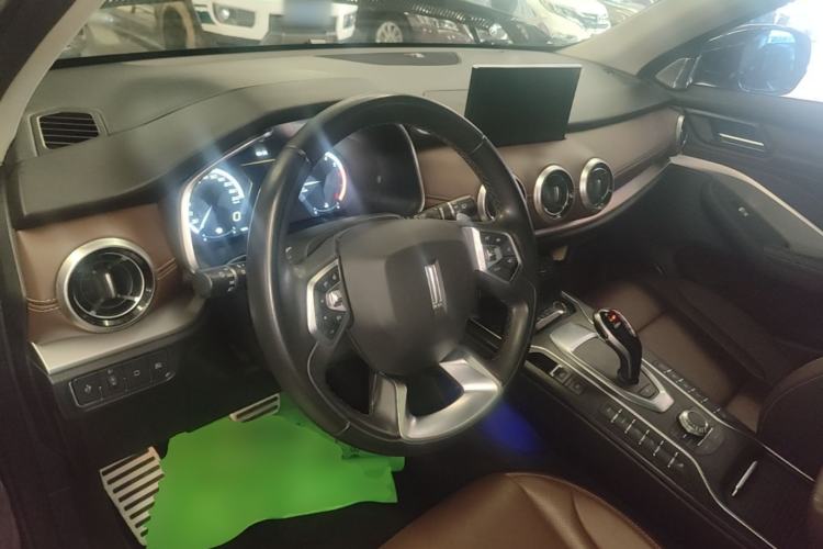 Used Wey VV6 2018 2.0T Two-Wheel-Drive Ultra-Luxury Version China V Standard Steering Wheel