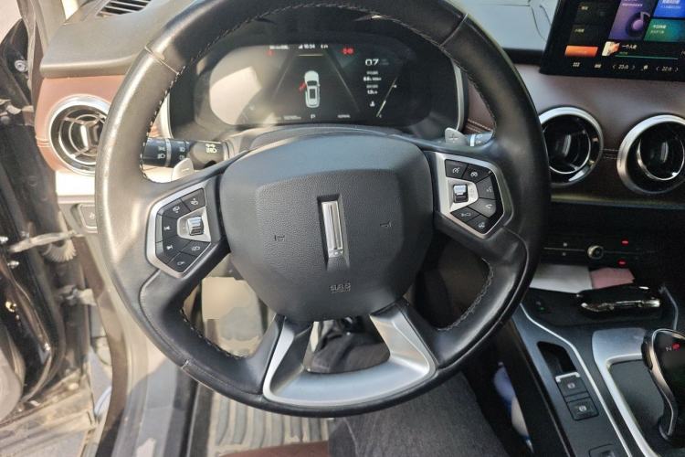 Used Wey VV6 2018 2.0T Two-Wheel Drive Flagship Version China V Standard Steering Wheel