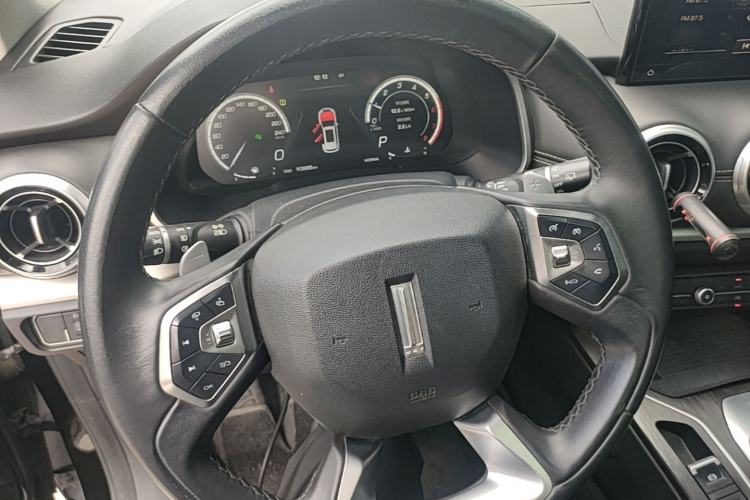 Used Wey VV6 2018 2.0T Two-Wheel-Drive Ultra-Luxury Version China V Standard Steering Wheel