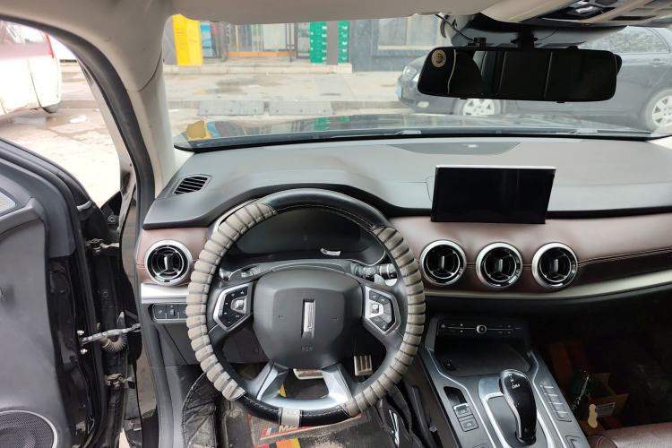 Used Wey VV6 2018 2.0T Four-Wheel Drive Flagship Version China V Standard Steering Wheel