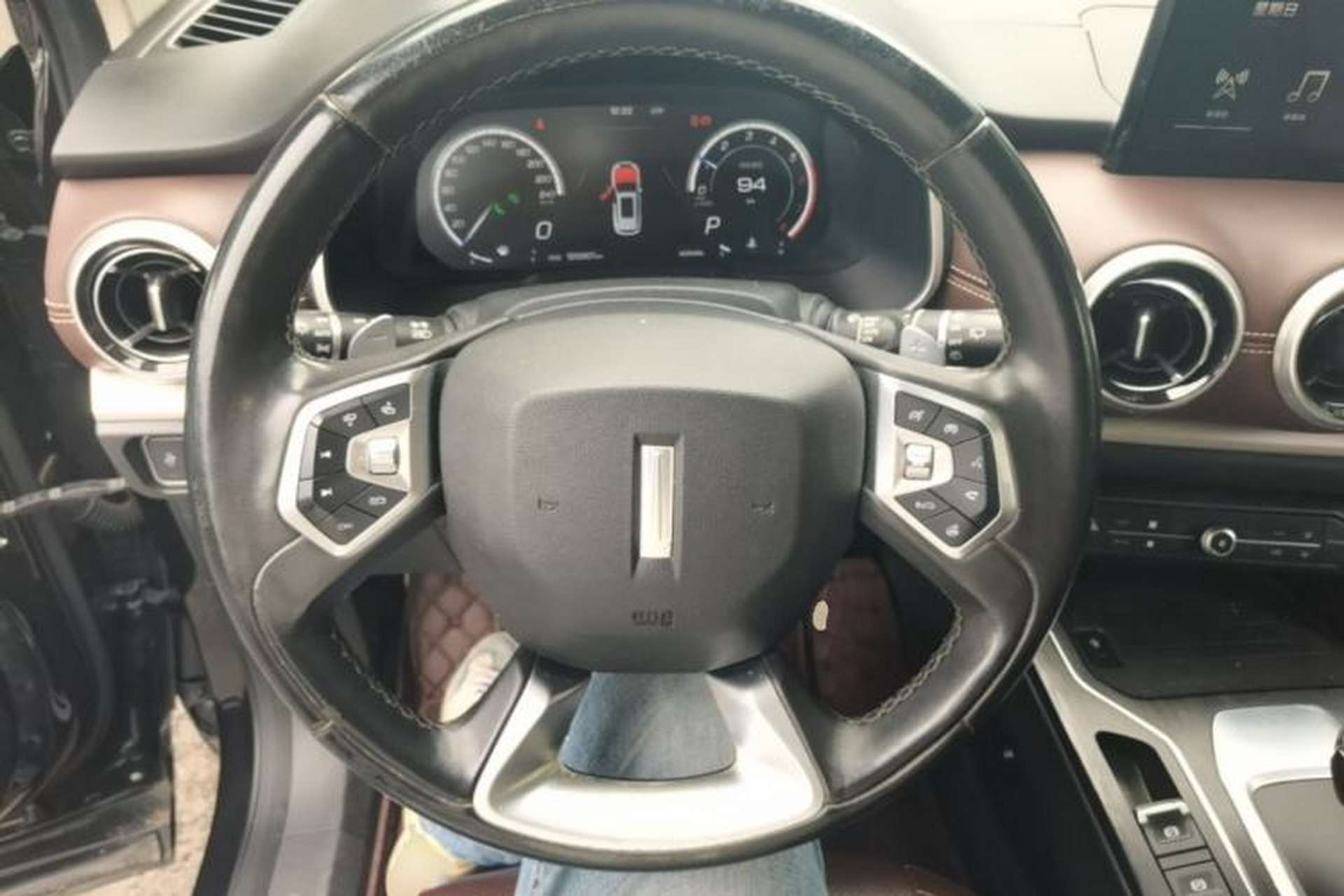 Used Wey VV6 2018 2.0T Two-Wheel Drive Flagship Version China V Standard Steering Wheel