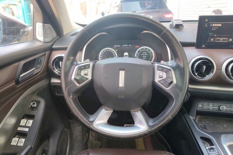 Used Wey VV6 2018 2.0T Two-Wheel-Drive Ultra-Luxury Version China V Standard Steering Wheel