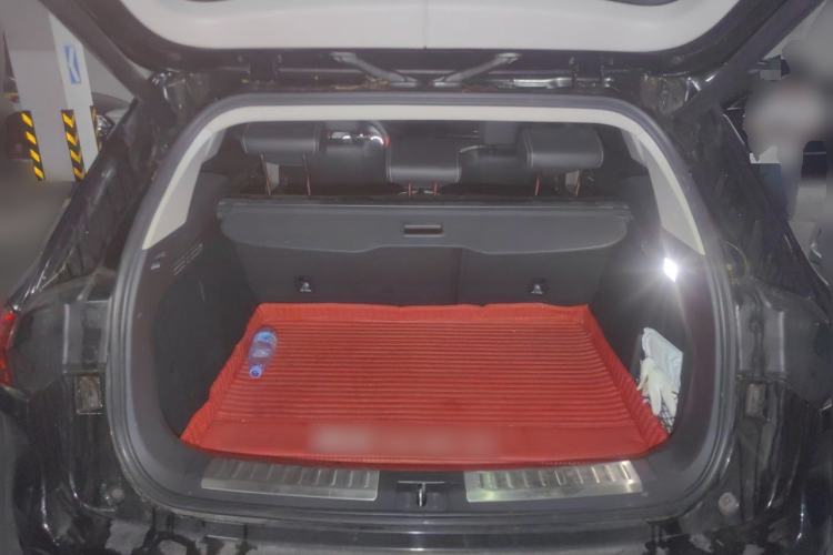 Used Wey VV6 2018 2.0T Two-Wheel-Drive Ultra-Luxury Version China V Standard Trunk