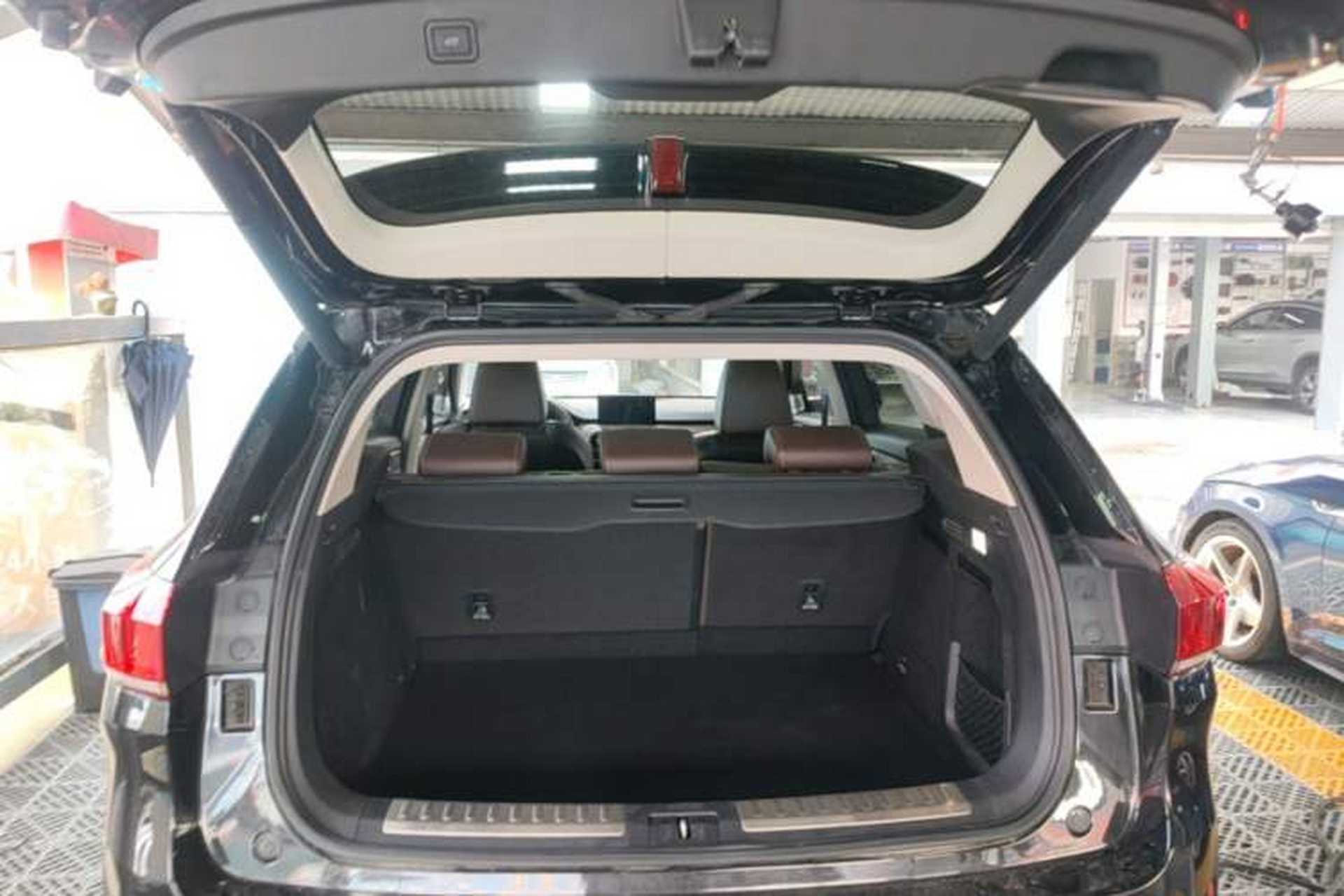 Used Wey VV6 2018 2.0T Two-Wheel Drive Flagship Version China V Standard Trunk