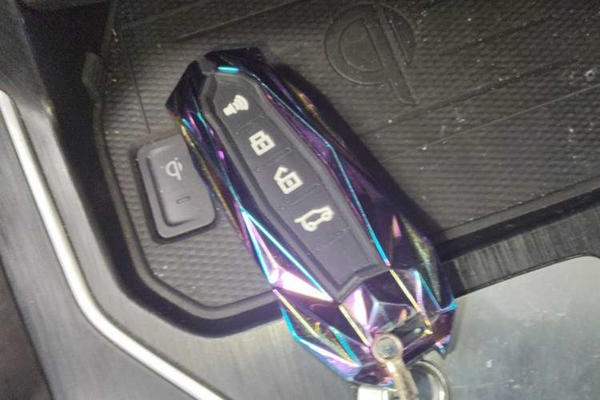 Used Wey VV6 2018 2.0T Two-Wheel Drive Flagship Version China V Standard Vehicle Key