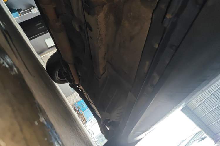 Used Wey VV6 2018 2.0T Two-Wheel Drive Flagship Version China V Standard Chassis Front Left