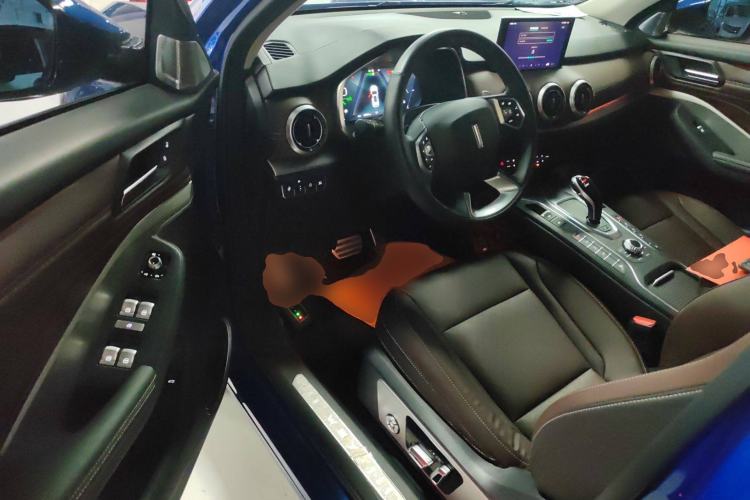 Used Wey VV6 2018 2.0T Two-Wheel-Drive Ultra-Luxury Version China V Standard Driver Seat