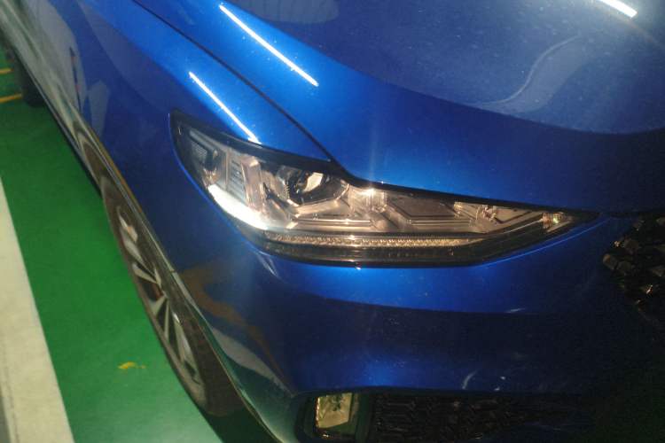 Used Wey VV6 2018 2.0T Four-Wheel Drive Flagship Version China V Standard Exterior 6