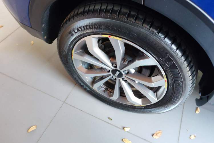 Used Wey VV6 2018 2.0T Four-Wheel Drive Flagship Version China V Standard Exterior 8