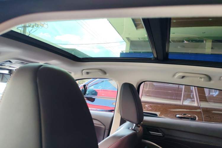 Used Wey VV6 2018 2.0T Four-Wheel Drive Flagship Version China V Standard Headliner