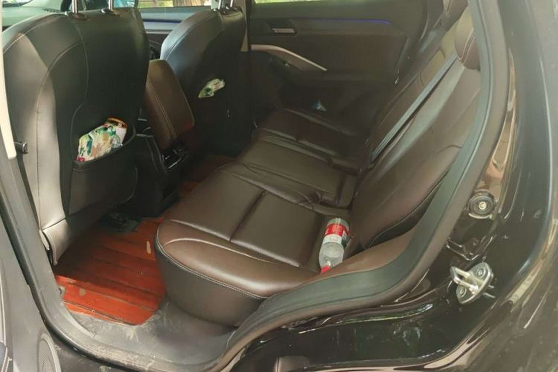 Used Wey VV6 2018 2.0T Two-Wheel-Drive Ultra-Luxury Version China V Standard Left Rear Seat