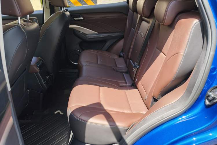 Used Wey VV6 2018 2.0T Two-Wheel Drive Flagship Version China V Standard Left Rear Seat