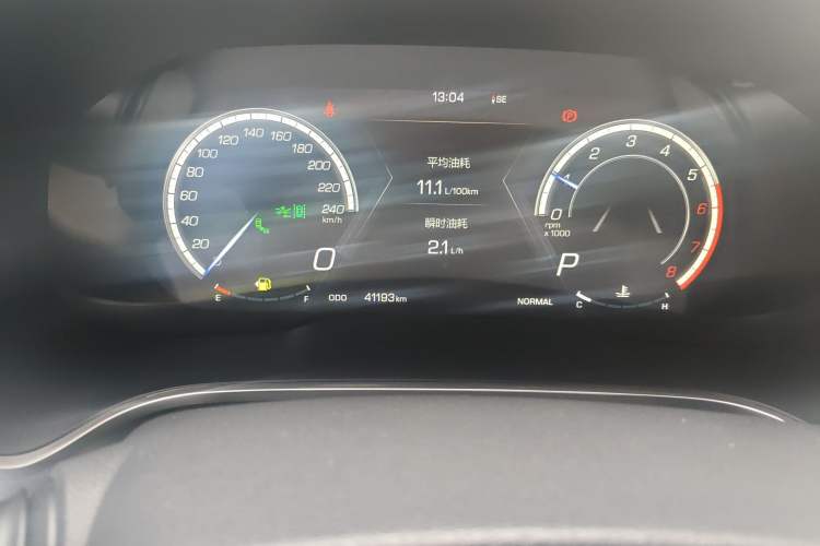 Used Wey VV6 2018 2.0T Two-Wheel-Drive Ultra-Luxury Version China V Standard Odometer Close Up