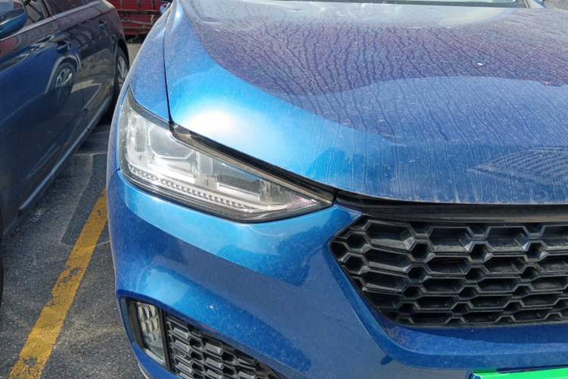 Used Wey VV6 2018 2.0T Two-Wheel-Drive Ultra-Luxury Version China V Standard Right Front Headlight