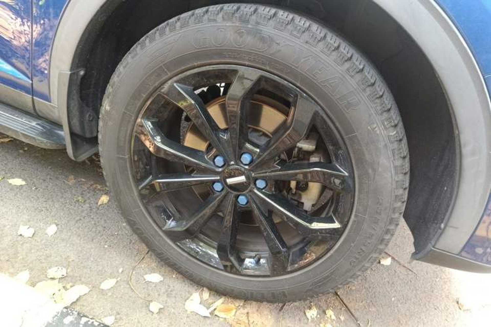 Used Wey VV6 2018 2.0T Two-Wheel Drive Flagship Version China V Standard Right Front Wheel Hub