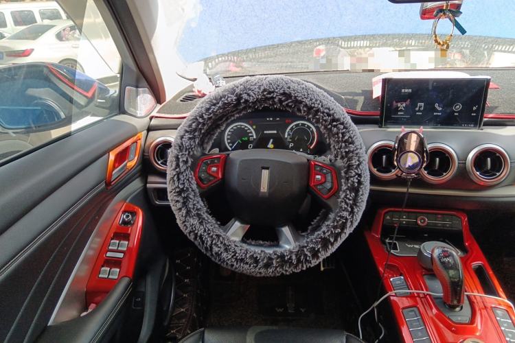 Used Wey VV6 2018 2.0T Two-Wheel-Drive Ultra-Luxury Version China V Standard Steering Wheel