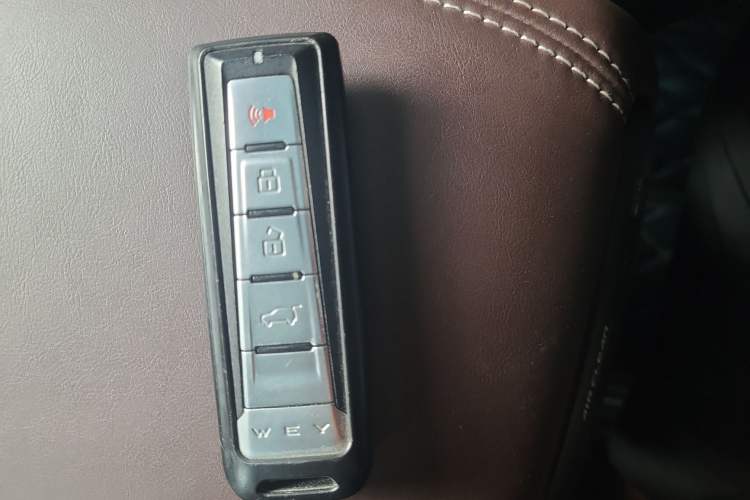 Used Wey VV6 2018 2.0T Two-Wheel Drive Flagship Version China V Standard Vehicle Key