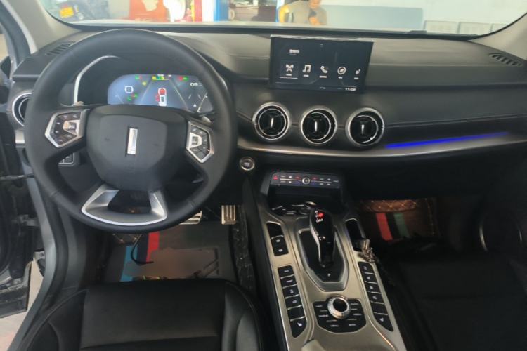 Used Wey VV6 2018 2.0T Two-Wheel-Drive Ultra-Luxury Version China V Standard Center Console