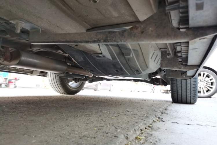 Used Wey VV6 2018 2.0T Two-Wheel Drive Flagship Version China V Standard Chassis Front Left