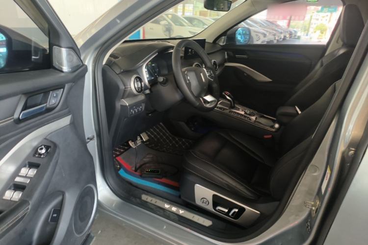 Used Wey VV6 2018 2.0T Two-Wheel-Drive Ultra-Luxury Version China V Standard Driver Seat