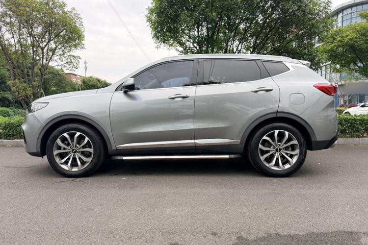 Used Wey VV6 2018 2.0T Four-Wheel Drive Flagship Version China V Standard Exterior 2
